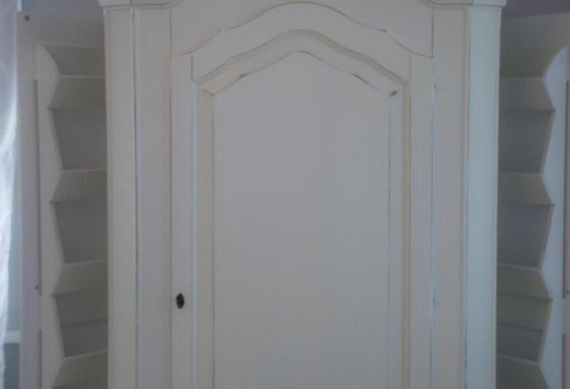 سوییت, B&b Donna Ada