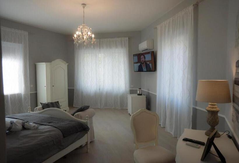 سوییت, B&b Donna Ada