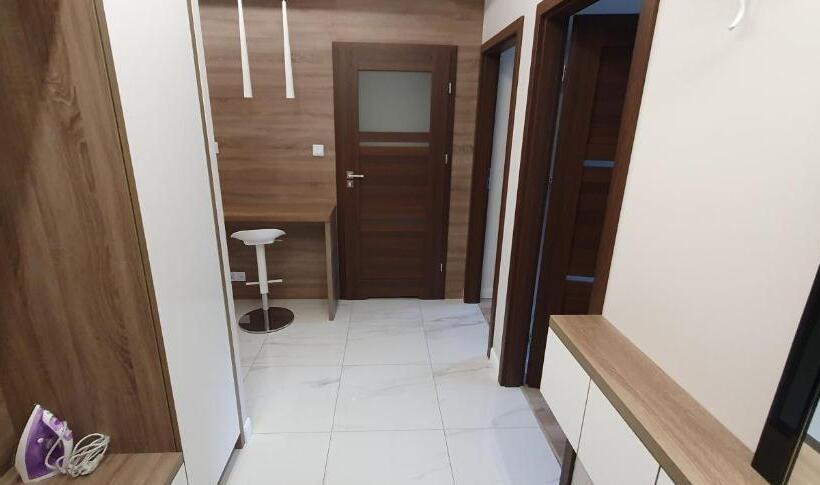 Апартаменты 3 Спальни, Kamienica