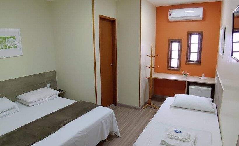 Quarto Triplo Estandar, Orleans