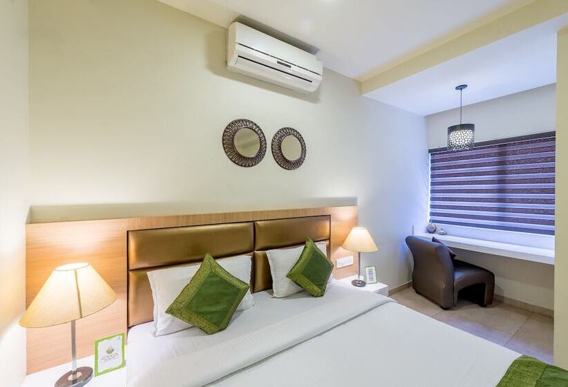 Номер Deluxe, Treebo Nestlay Airport Alandur