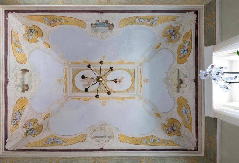 Quarto Quádruplo Estandar, Palazzo Fasti