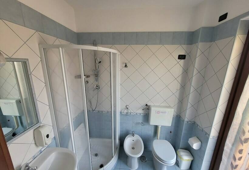 带阳台的豪华间, Bed & Breakfast Ospiti A Corte