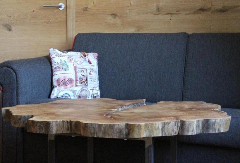 استودیو خانوادگی, Alpen Suites Brandnertal