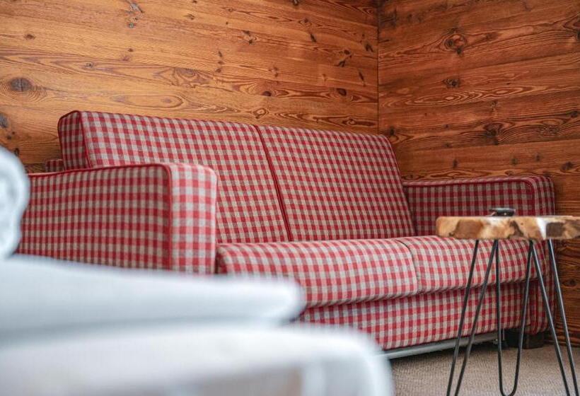 استودیوی استاندارد, Alpen Suites Brandnertal
