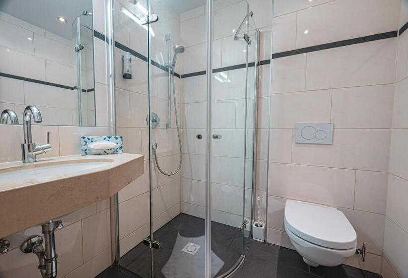 家庭工作室, Alpen Suites Brandnertal