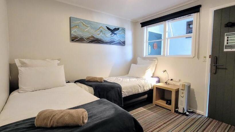 Quarto Economy, Kinloch Wilderness Retreat