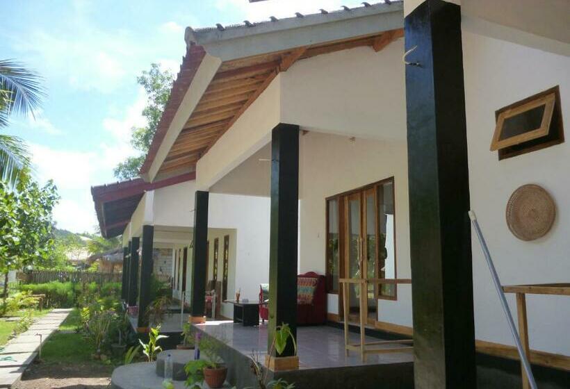 اتاق سوپریور, Dewi Garden Guesthouse