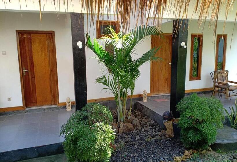 اتاق سوپریور, Dewi Garden Guesthouse