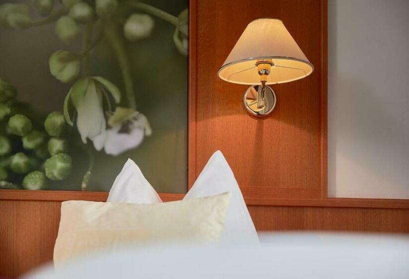 스탠다드 발코니 룸, Wanderhotel Kirchner