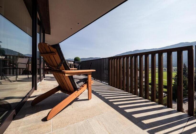 سوییت خانوادگی, B&b Boutiquehotel Clara