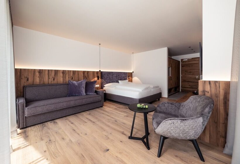 سوئیت پنت هاوس, B&b Boutiquehotel Clara