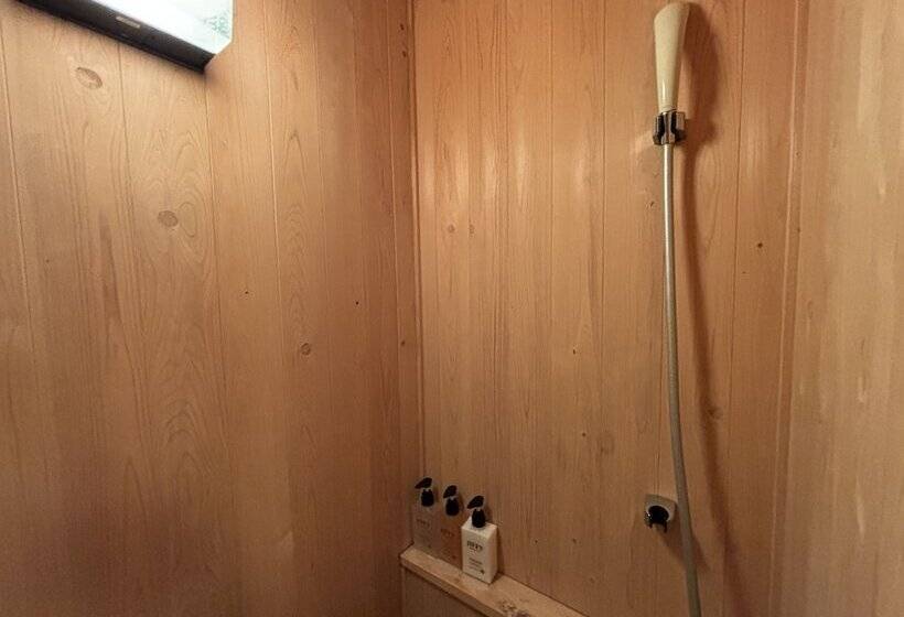 Quarto Estandar, Kira No Sato