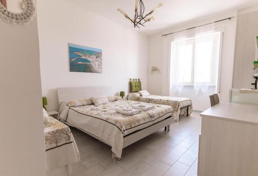 Triple Room Sea View, B&b Vistamare