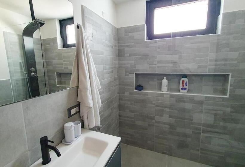 اتاق استاندارد یک تخته با سرویس بهداشتی مشترک, B&b Apulia Time