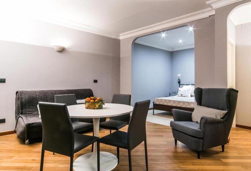 سوئیت جونیور با ماساژ آبی, Chiossone Suites