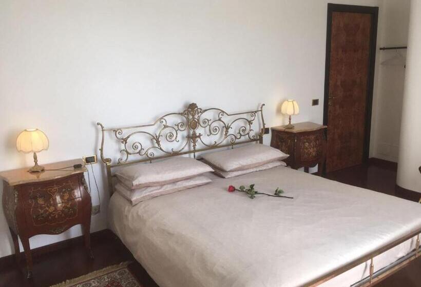 اتاق استاندارد با تخت بزرگ, Villa Puccini Bed & Breakfast