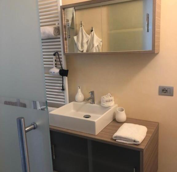 패밀리 룸, B&b Borgo Marina