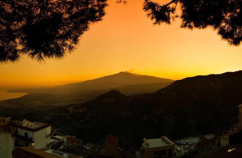 استودیوی استاندارد, B&b Villa Refe