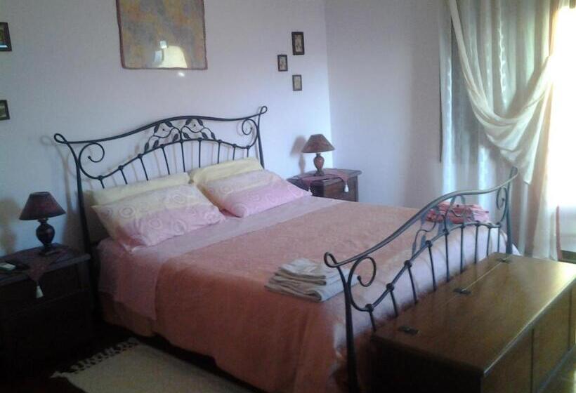テラス付きスタンダードルーム, Guest House Villa Di Judighes