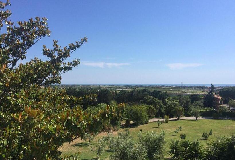 Семейный Номер, Guest House Villa Di Judighes