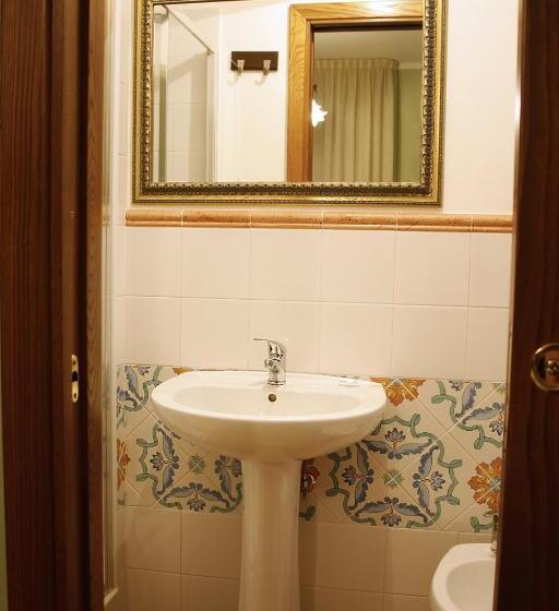 اتاق استاندارد چهار تخته, Country House Il Melograno