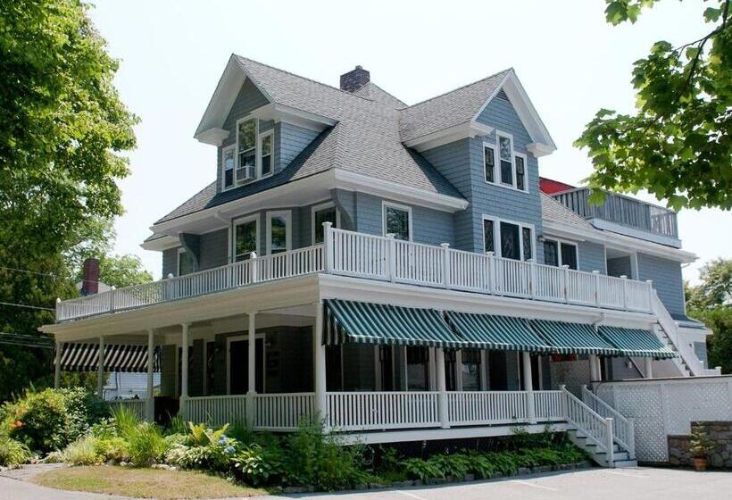 Номер Стандарт, Lindenwood Inn