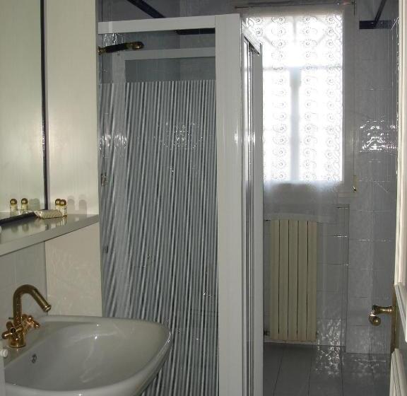 Номер Стандарт Трехместный, La Corte Del Cavaliere Bed & Breakfast
