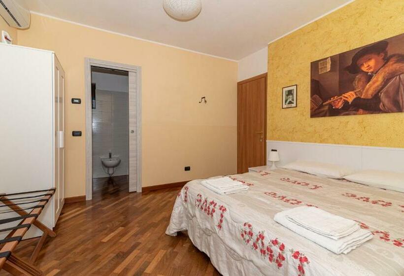 Номер Стандарт Вид на Озеро, B&b Foresteria Casa Della Musica Lake Como
