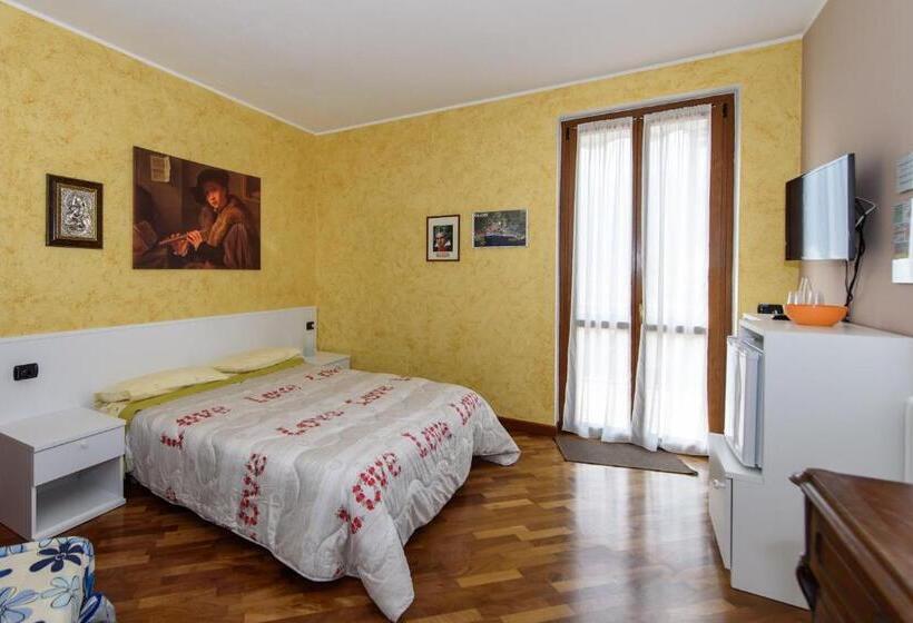 Номер Стандарт Вид на Озеро, B&b Foresteria Casa Della Musica Lake Como