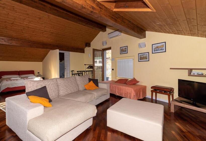 Полулюкс Вид на Озеро, B&b Foresteria Casa Della Musica Lake Como