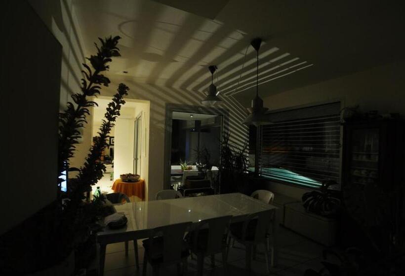 标准间带露台, Art House Quartu   Margine Rosso