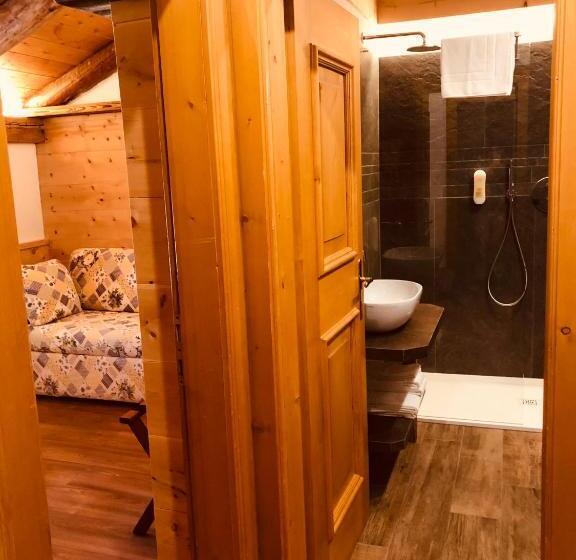 Suite con Balcone, Baita Fraina