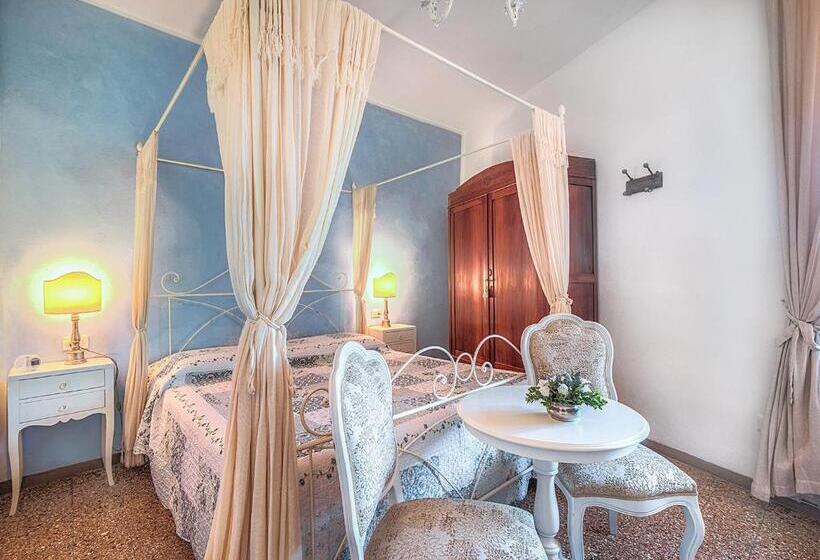 Апартаменты 1 Спальня с Террасой, La Casa Nel Borgo