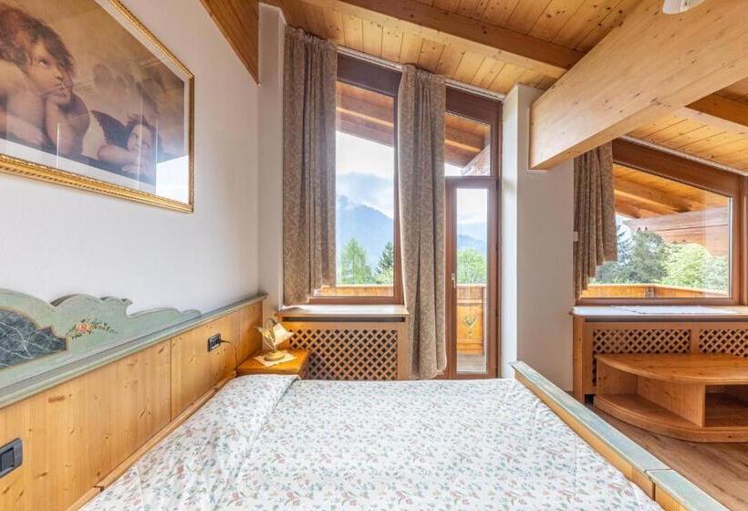 4인용 스탠다드 룸, Chalet Piereni