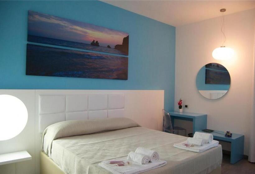 Четырехместный Номер Стандарт, Motel S.16