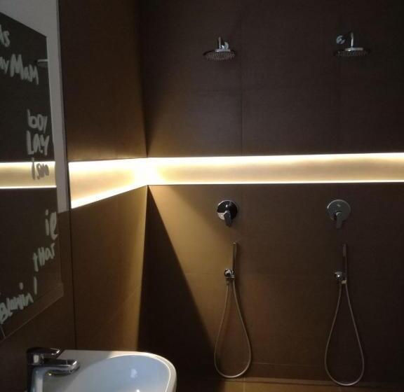 Семейный Номер Superior, Balneum Boutique Hotel & B&b