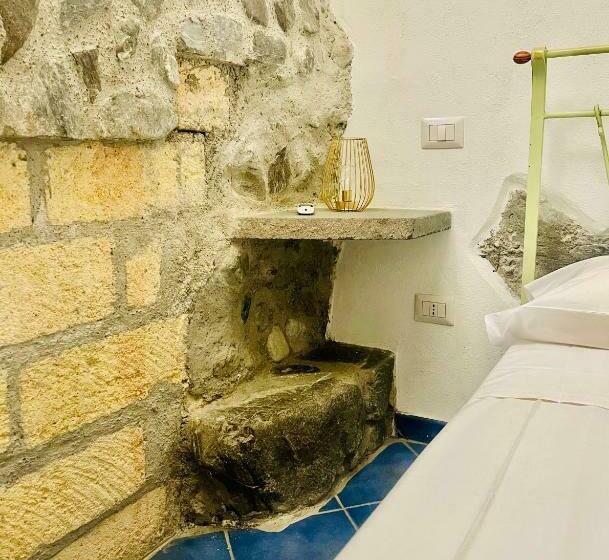Номер Стандарт, Borgo Camicia In