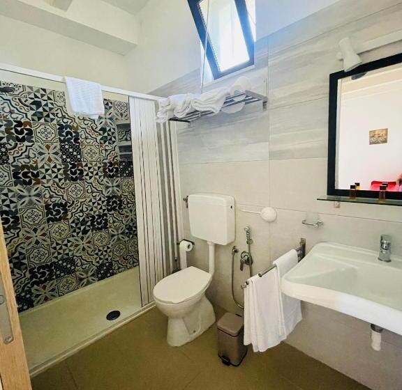 Апартаменты 2 Спальни, Borgo Camicia In
