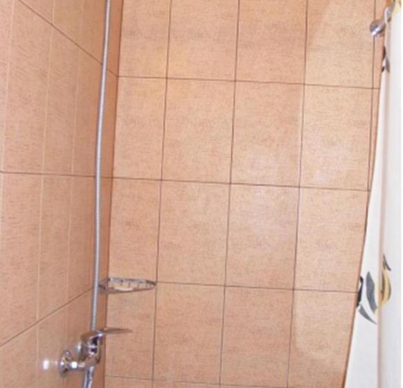 غرفة قياسية ثلاثية, Bumerang
