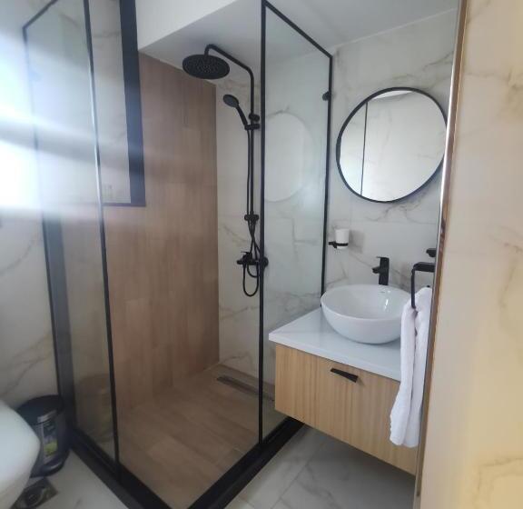 اتاق لوکس, Green Plaza Inn    Business &families Only