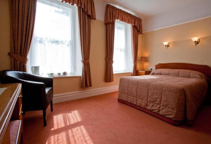 Семейный Номер Вид на Сад, Gwrach Ynys Country Guest House