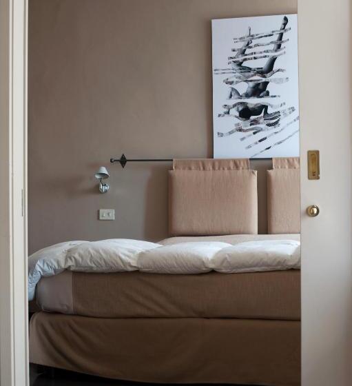 Superior Room with Terrace, Italia