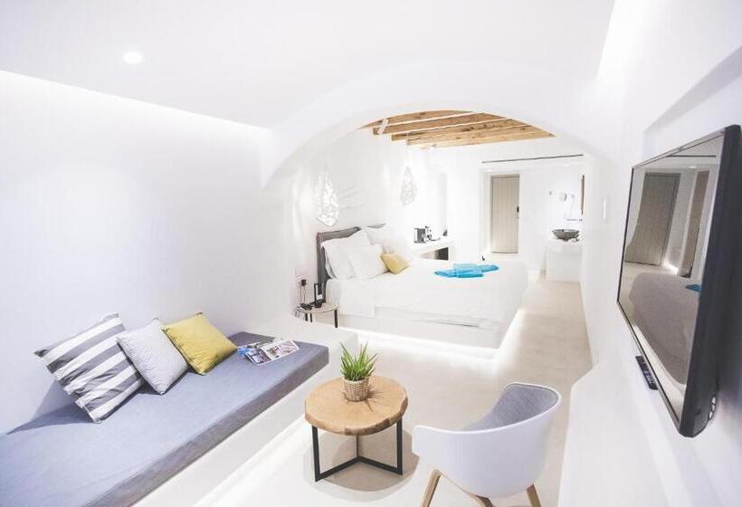 Люкс с Бассейном, Adel Private Suites