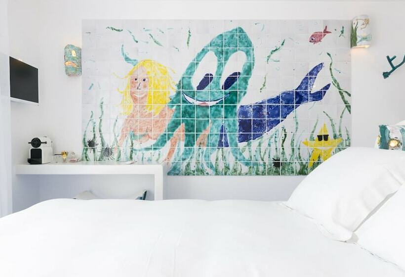Номер Стандарт, Hôtel La Reine Jane