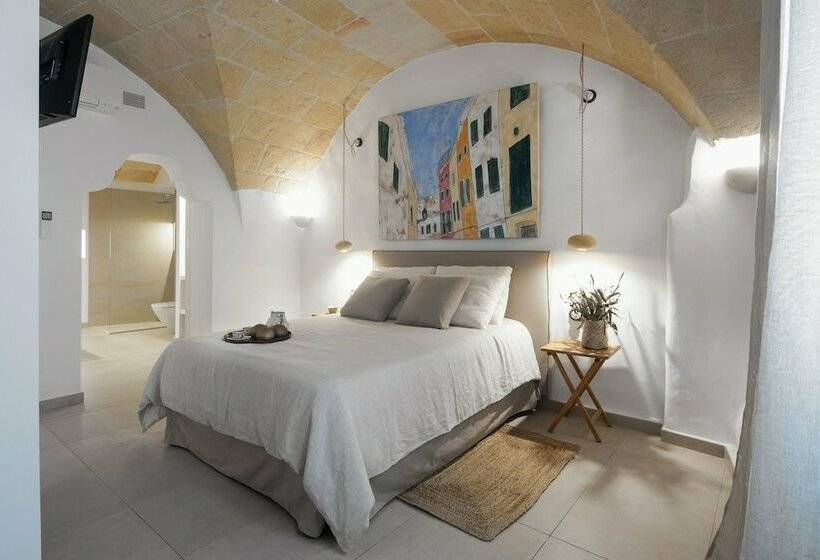 Номер Deluxe, Nou Sant Antoni