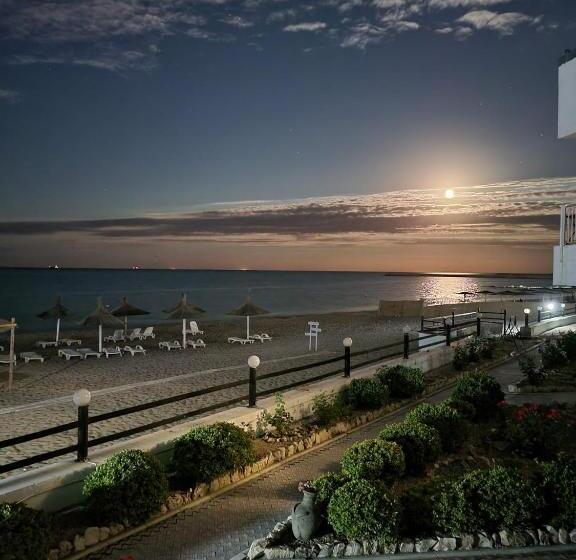 اتاق استاندارد با چشم‌انداز دریا, La Perla Bianca Residence