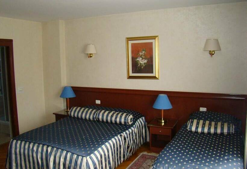 اتاق استاندارد سه نفره, Vila Ariston