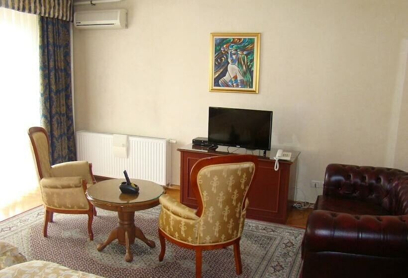 اتاق استاندارد با بالکن, Vila Ariston