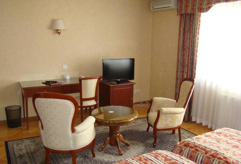 اتاق استاندارد, Vila Ariston